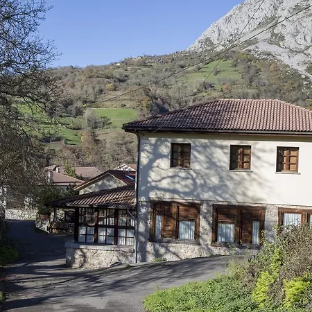 Country house La Casona De La Senda Del Oso